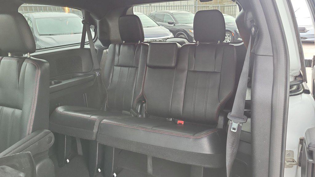 Used 2019 Dodge Grand Caravan GT image 24