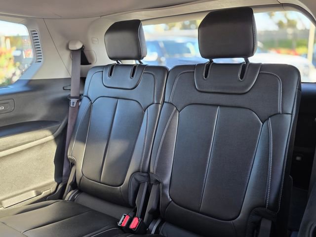 Used 2022 Jeep Grand Cherokee L Limited AWD/4WD image 17