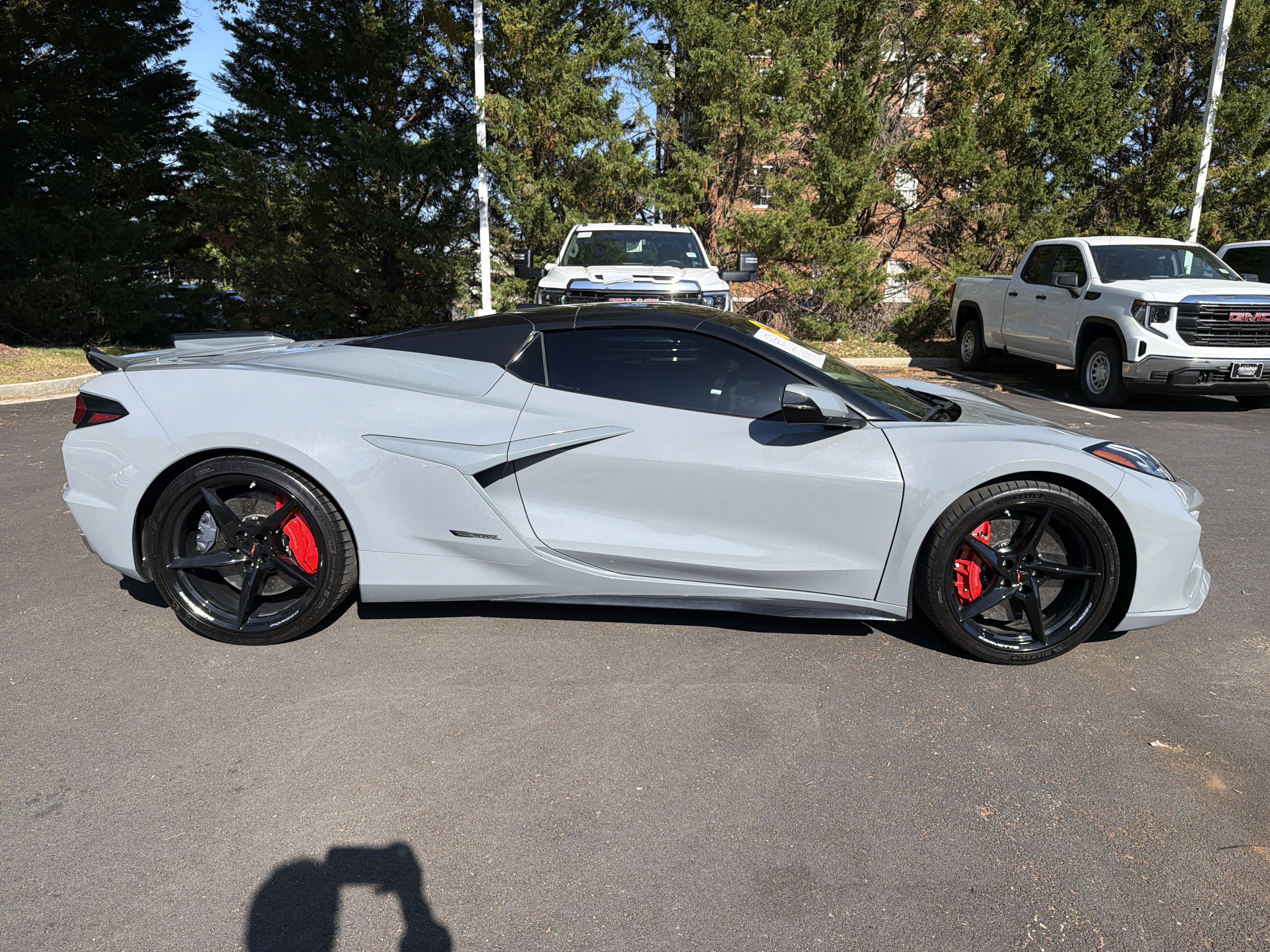Used 2025 Chevrolet Corvette E-Ray w/ ZER Performance Package AWD/4WD image 11