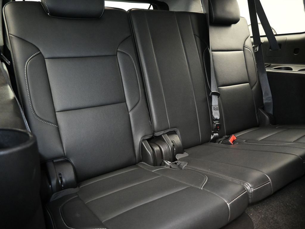 Used 2018 Chevrolet Suburban LT image 50