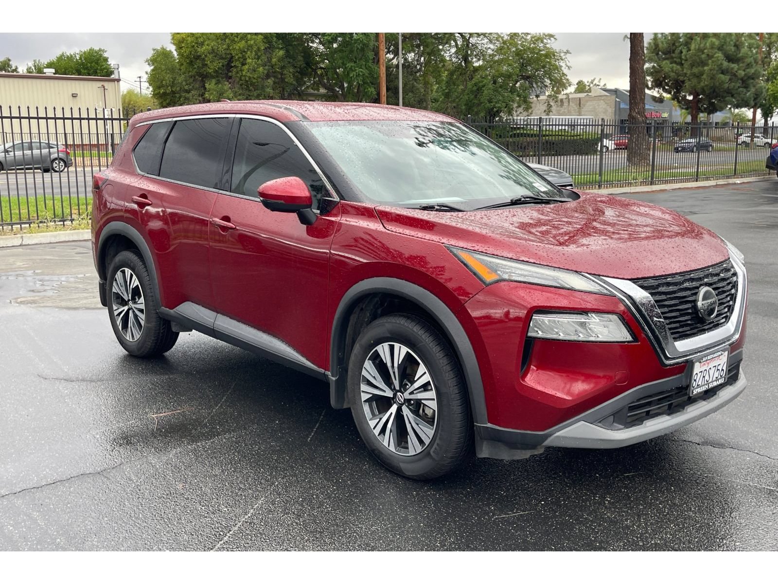 Used 2021 Nissan Rogue SV FWD image 8