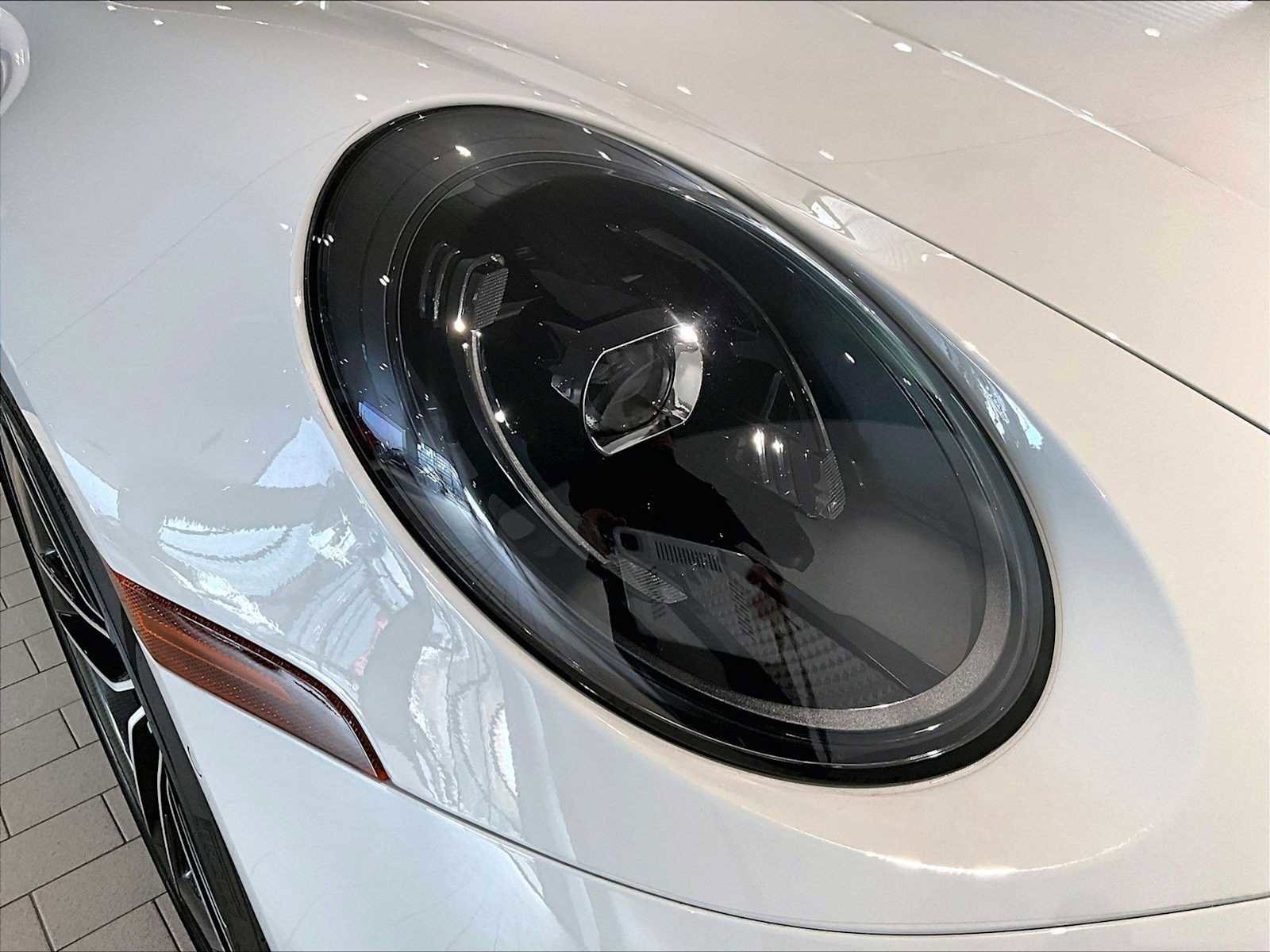 Used 2025 Porsche 911 Carrera image 15