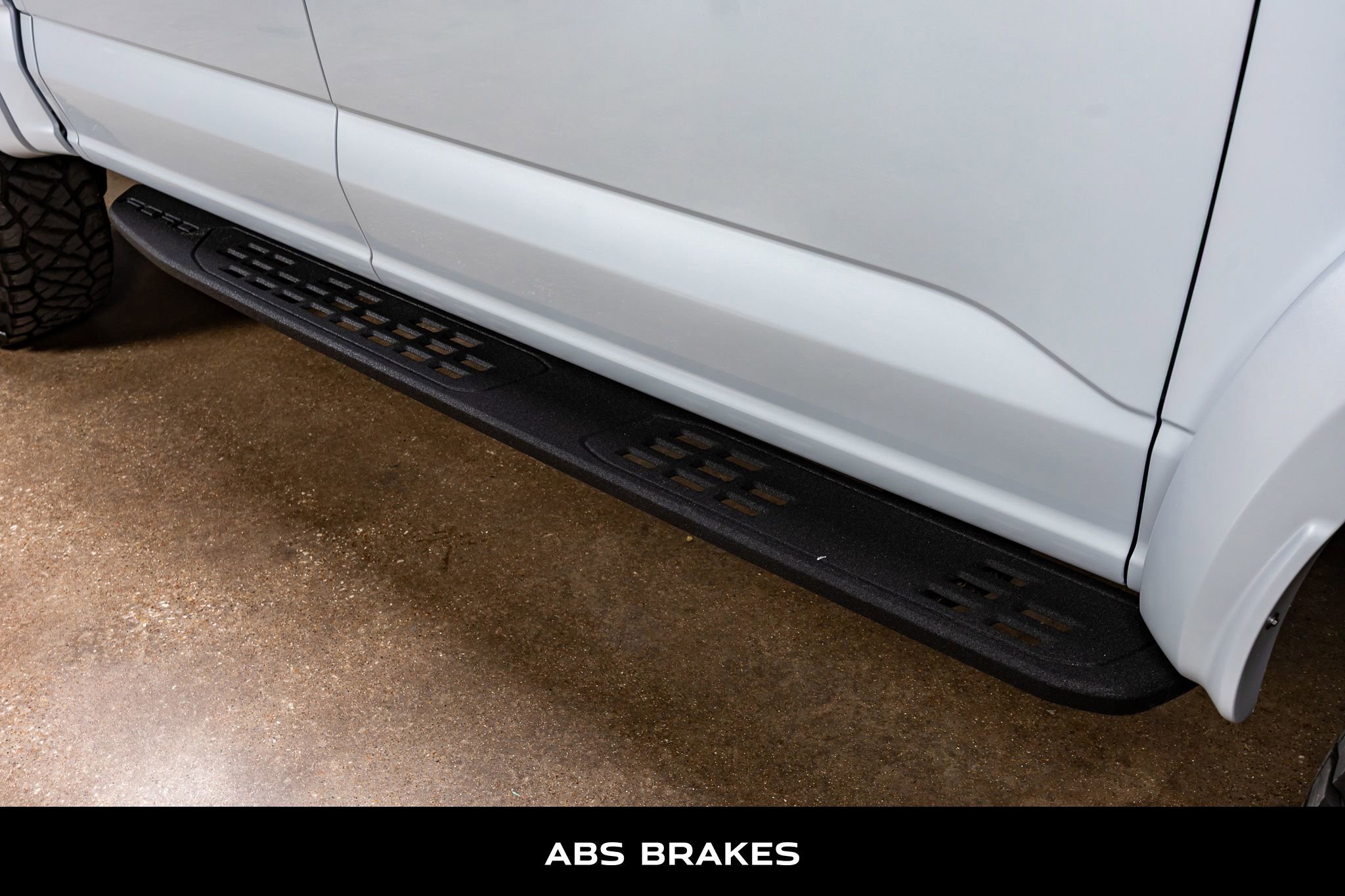 Used 2025 Ford F150 Raptor w/ Equipment Group 803A Raptor R image 13