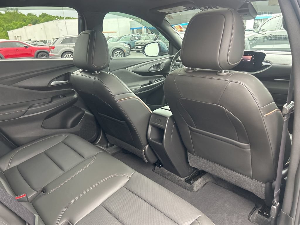 Used 2024 Buick Envista Avenir FWD image 42