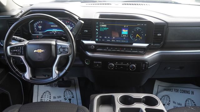 Used 2024 Chevrolet Silverado 2500 LT AWD/4WD image 14