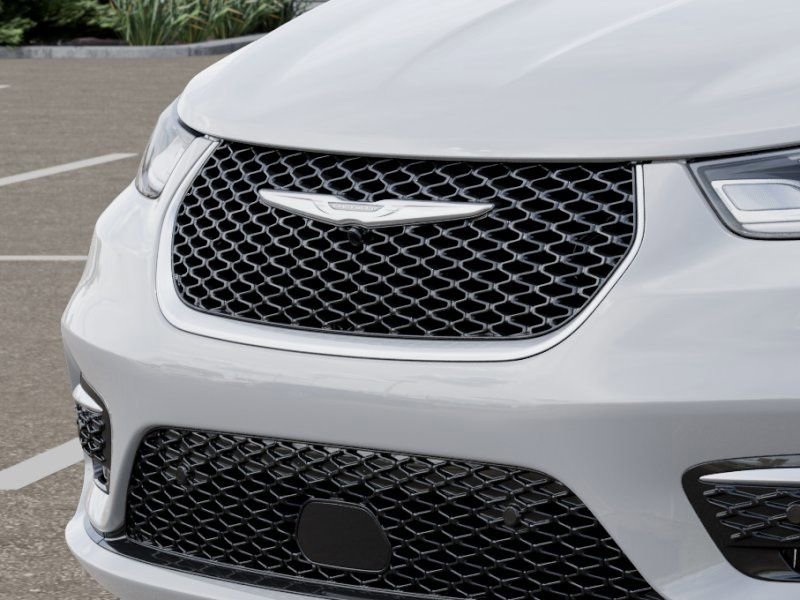 New 2026 Chrysler Pacifica Pinnacle image 7