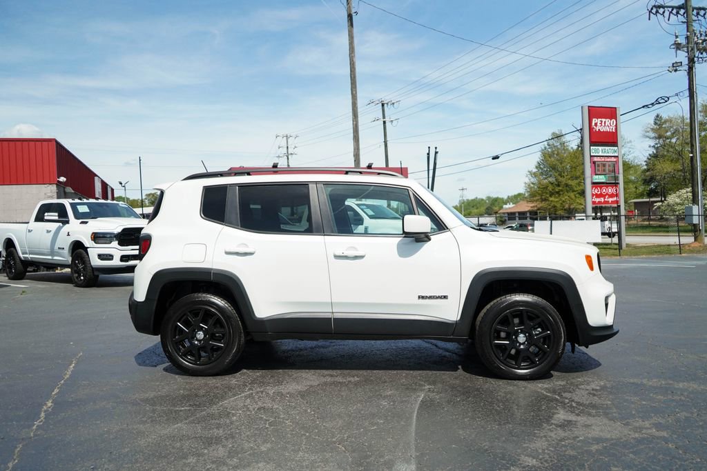 Used 2021 Jeep Renegade Latitude AWD/4WD image 2