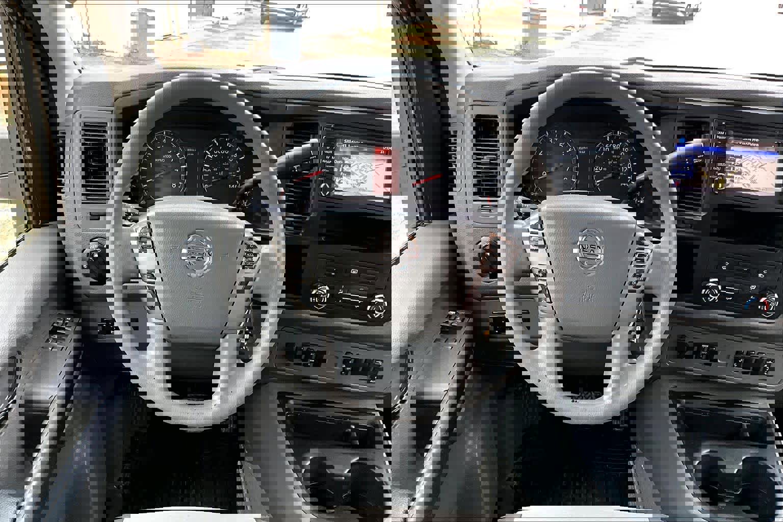 Used 2019 Nissan NV 3500 SV w/ Navigation Package image 6