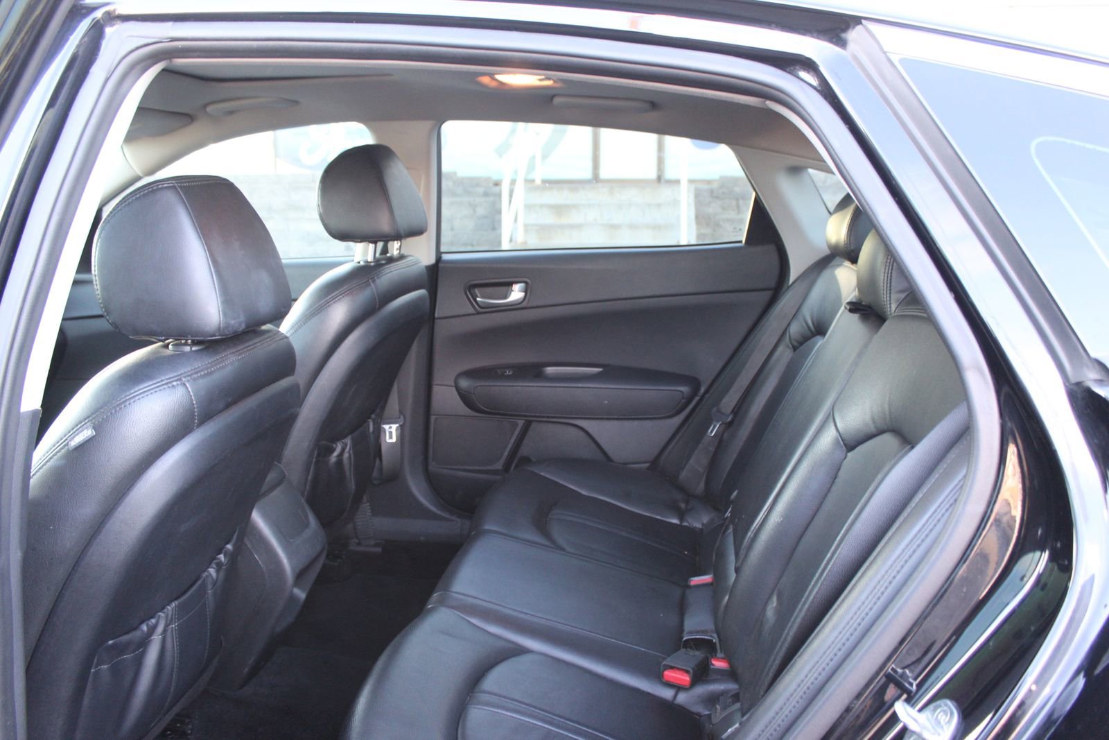 Used 2018 Kia Optima LX image 16