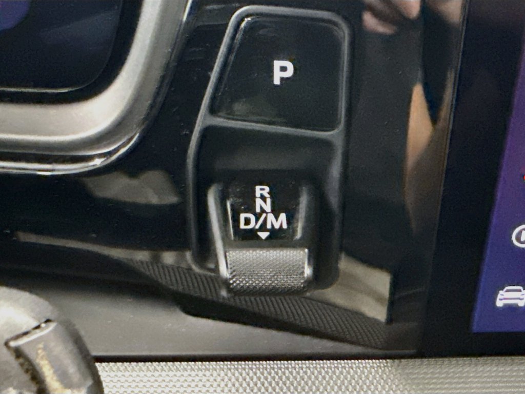Certified 2025 Porsche Cayenne AWD/4WD image 18