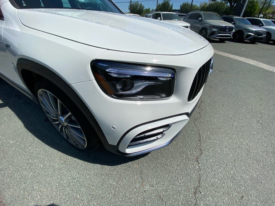 New 2026 Mercedes-Benz GLB 35 AMG 4MATIC image 24