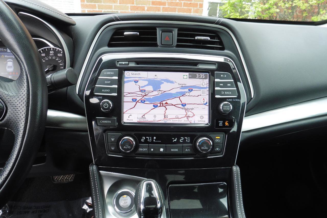Used 2023 Nissan Maxima SL FWD image 9