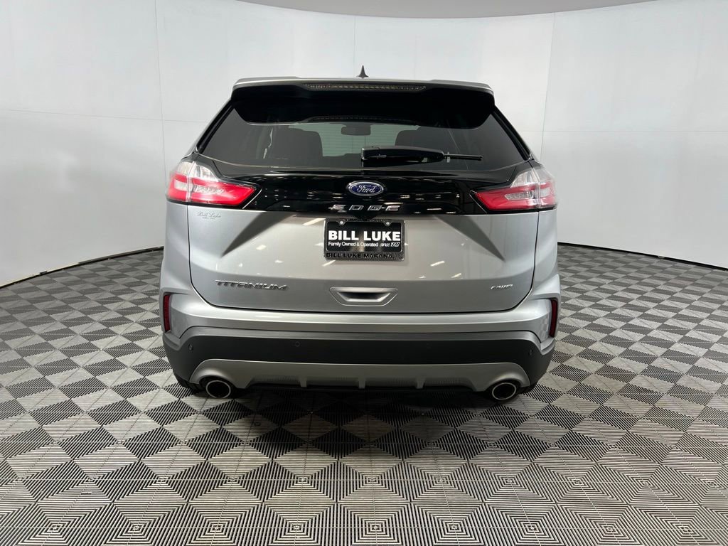 Used 2024 Ford Edge Titanium image 9