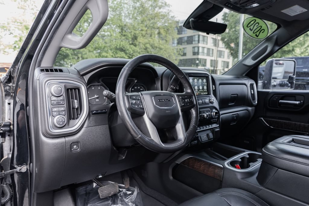 Used 2020 GMC Sierra 2500 Denali w/ Denali Ultimate Package AWD/4WD image 24