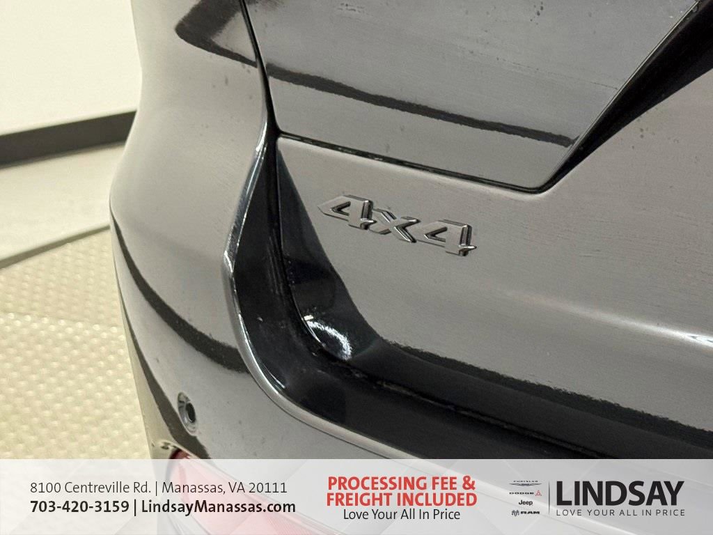 New 2025 Jeep Grand Cherokee Limited w/ Luxury Tech Group II image 7