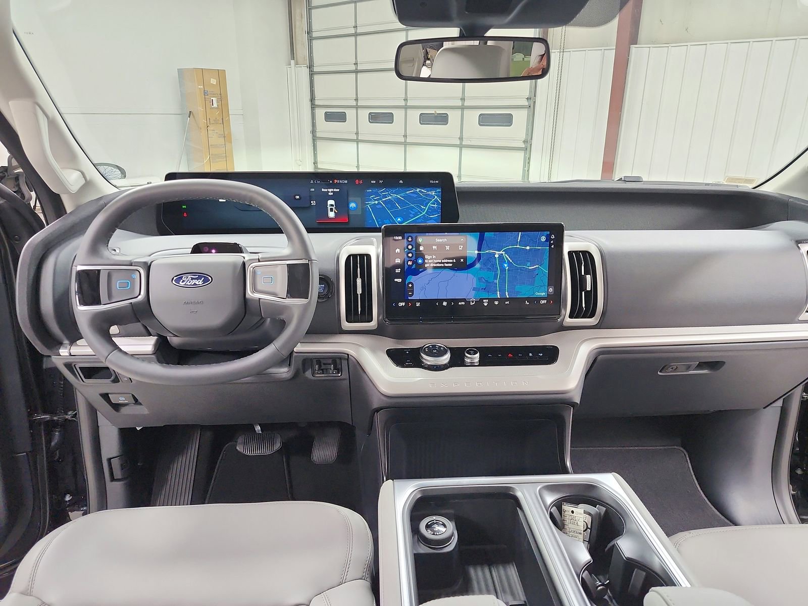 New 2026 Ford Expedition Active image 24