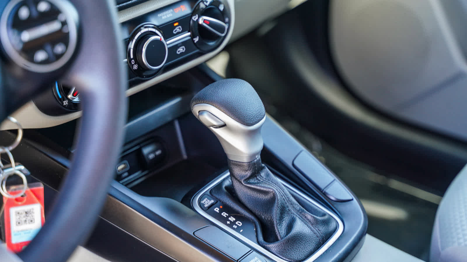 Used 2023 Kia Soul LX image 16