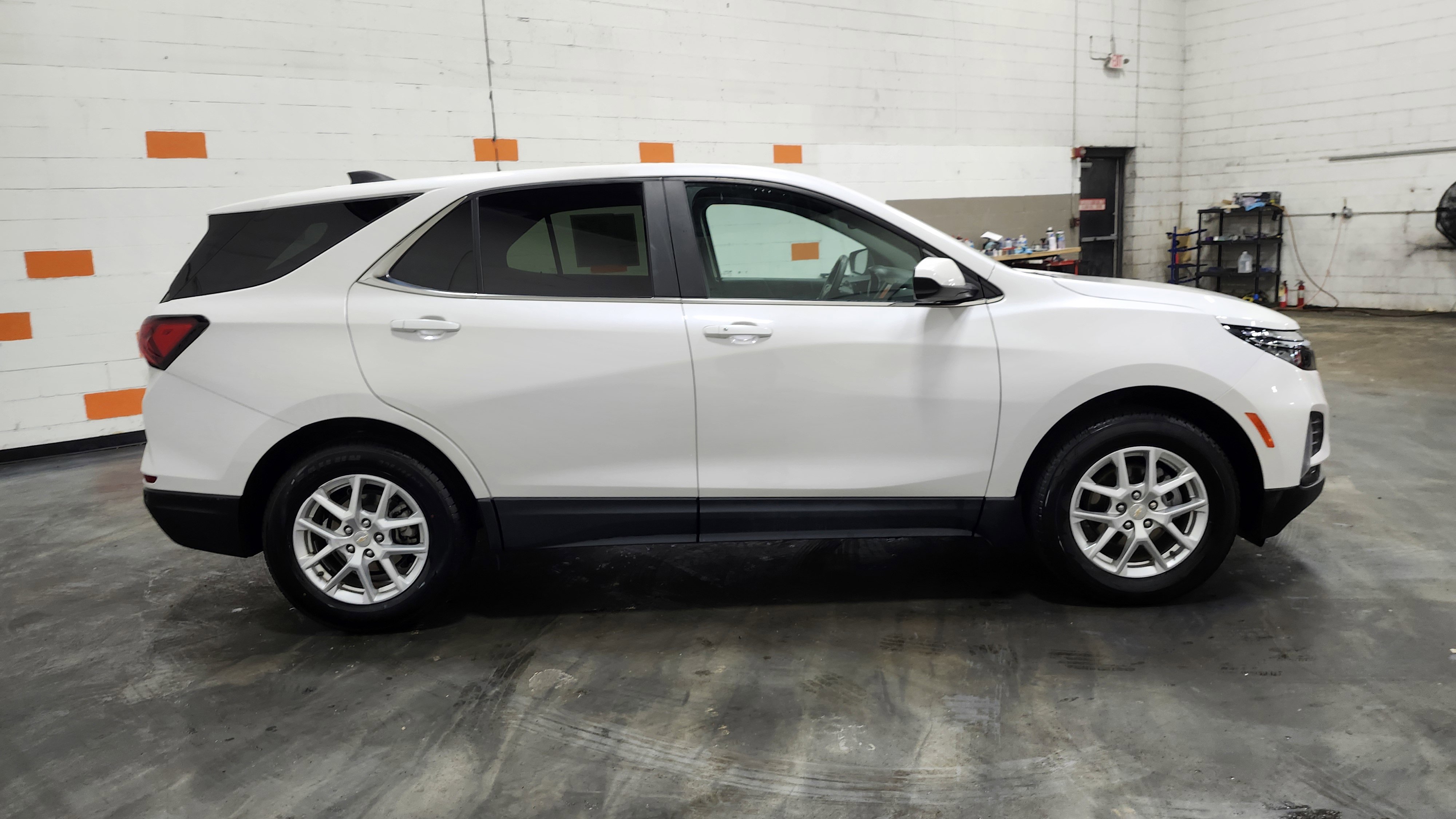 Used 2024 Chevrolet Equinox LT image 19