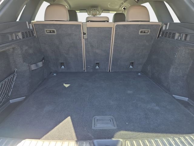 Used 2025 Audi Q5 Premium w/ Convenience Package image 14