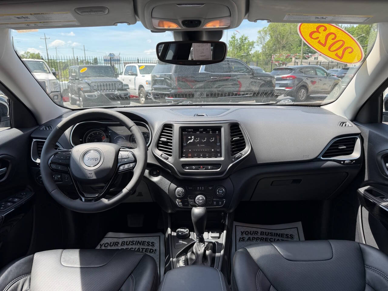 Used 2023 Jeep Cherokee Altitude Lux AWD/4WD image 23
