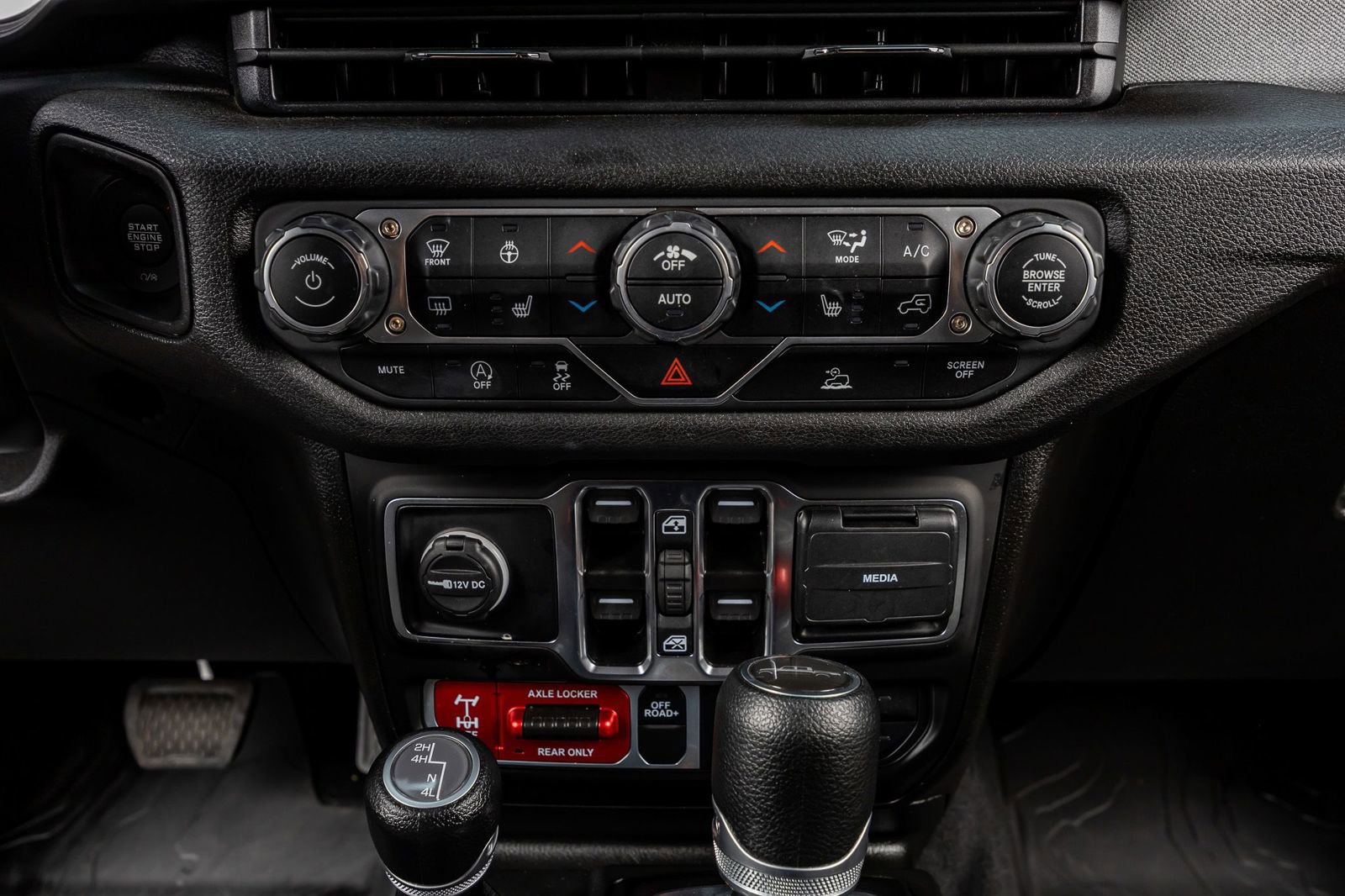 Used 2025 Jeep Gladiator Willys image 25