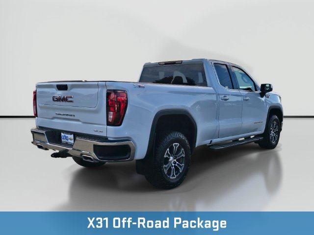 Used 2022 GMC Sierra 1500 SLE w/ X31 Off-Road Package AWD/4WD image 6