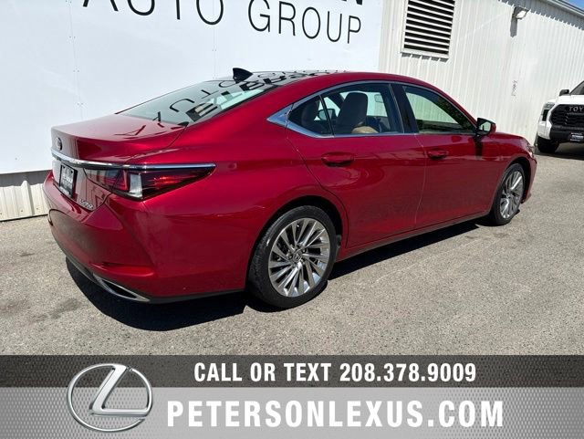 Used 2019 Lexus ES 350 w/ Accessory Package FWD image 3