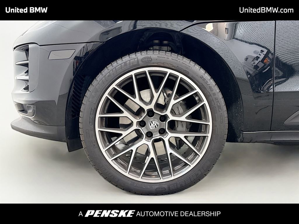 Used 2020 Porsche Macan S AWD/4WD image 2