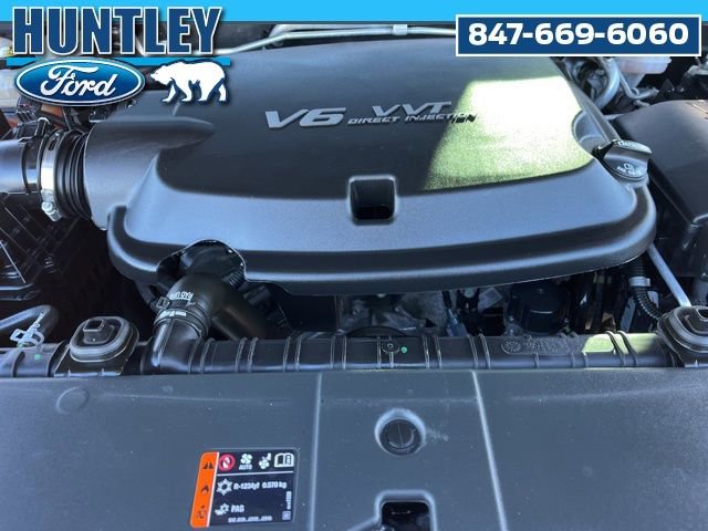 Used 2021 GMC Canyon AT4 w/ Driver Alert Package image 9