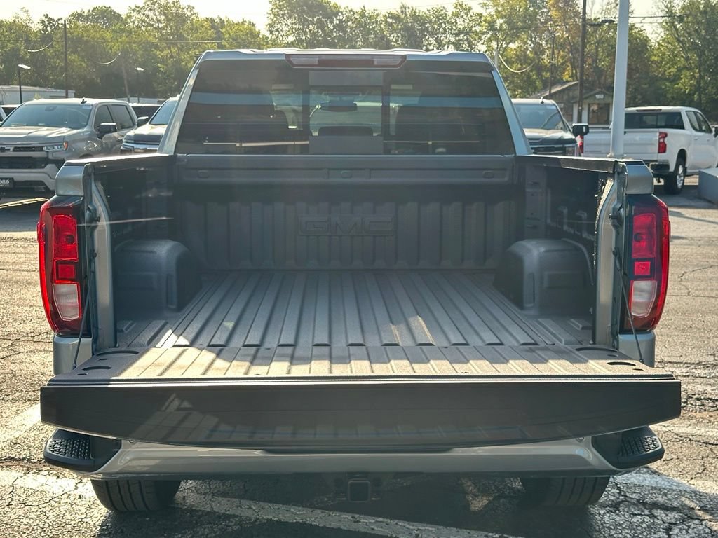 New 2026 GMC Sierra 1500 Elevation w/ Elevation Premium Package AWD/4WD image 6