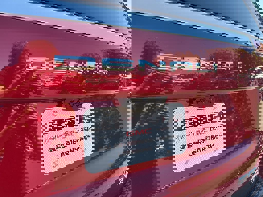 New 2025 GMC Yukon XL Denali w/ Denali Reserve Package image 75