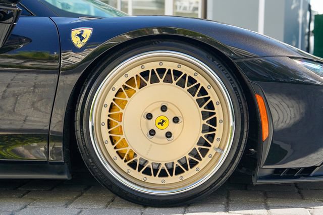 Used 2021 Ferrari SF90 Stradale image 35