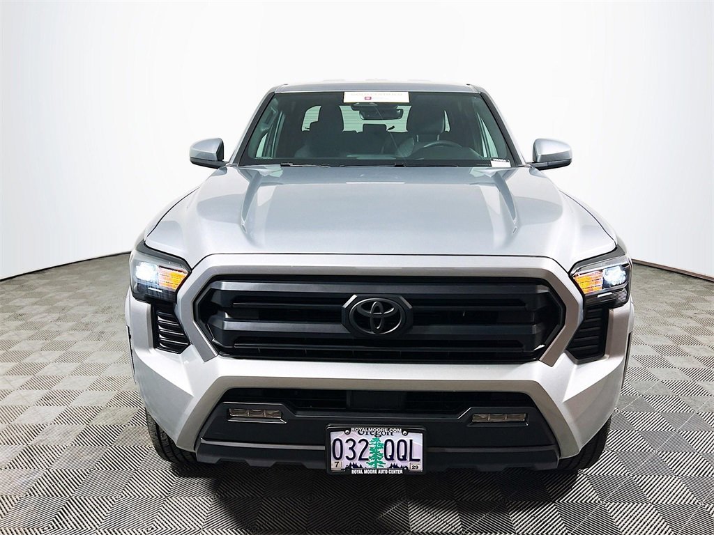 Certified 2024 Toyota Tacoma SR5 image 3