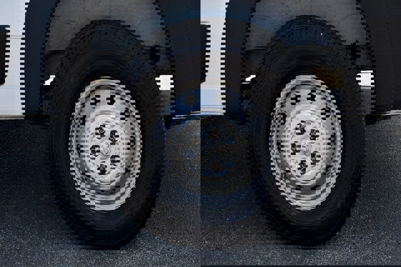 Used 2023 RAM ProMaster 2500 image 10