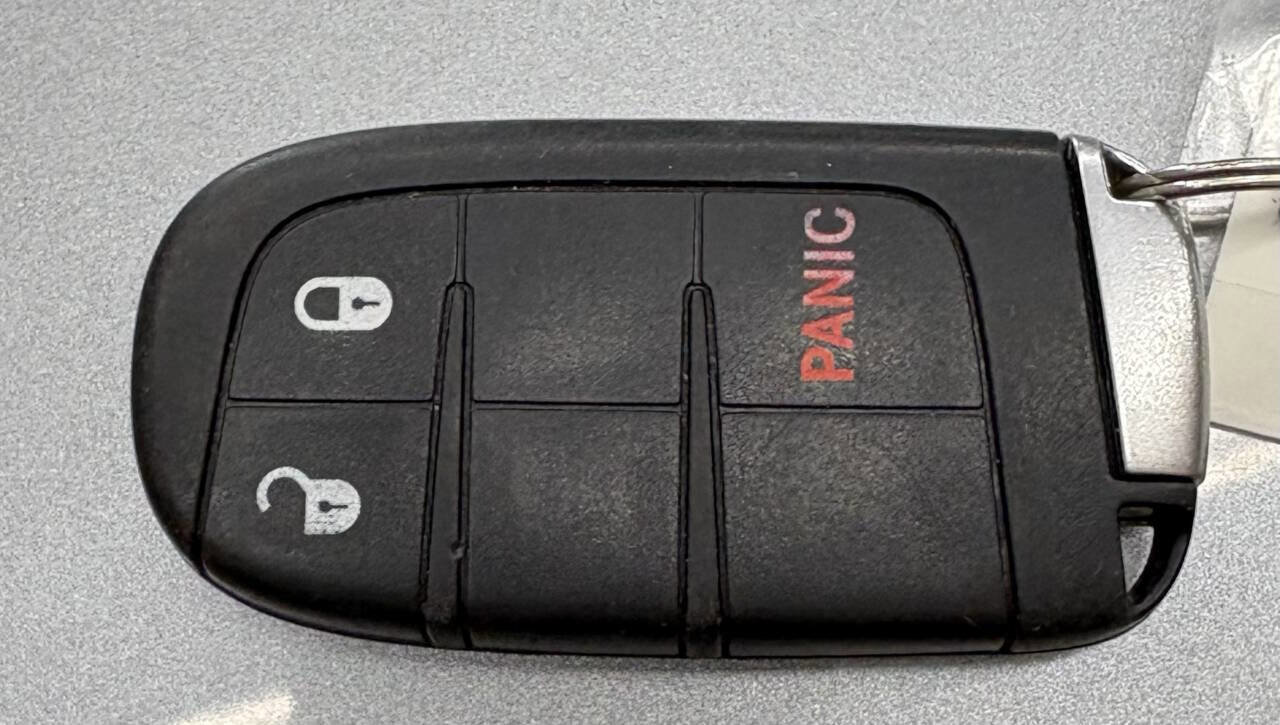 Used 2018 Dodge Journey SE w/ Popular Equipment Group image 16