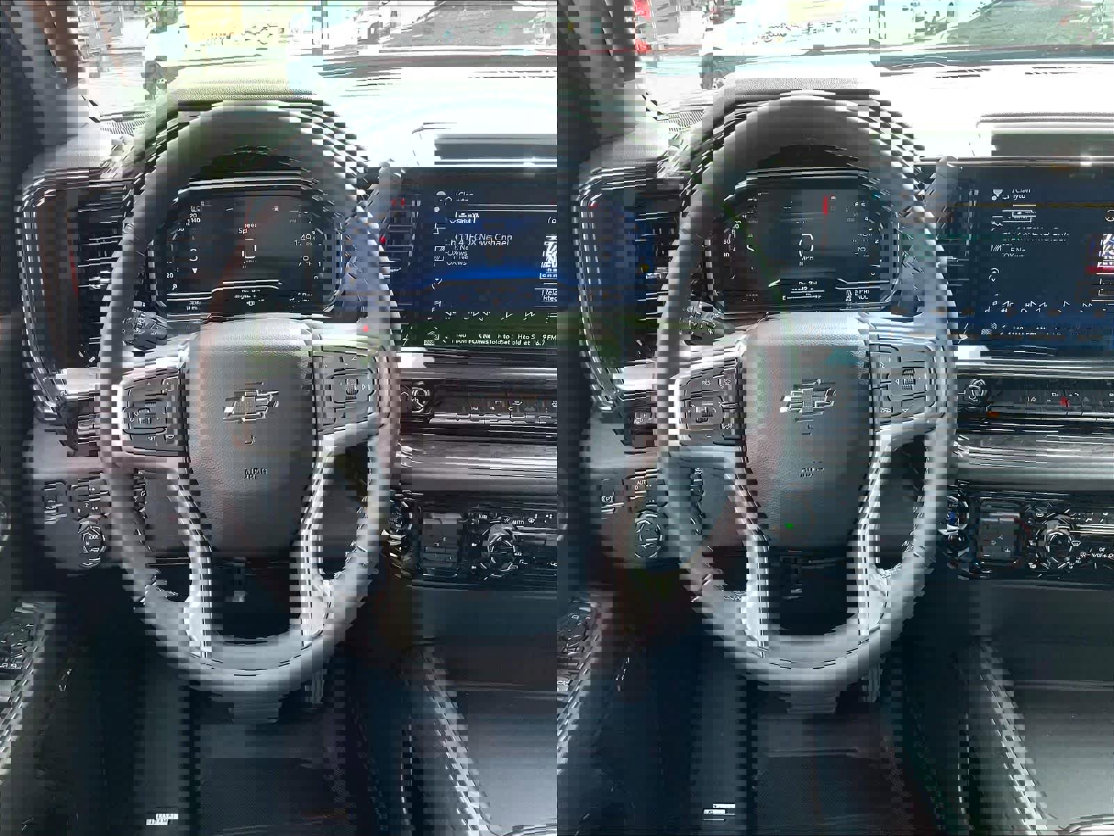 Used 2024 Chevrolet Silverado 2500 LTZ w/ LTZ Plus Package image 8