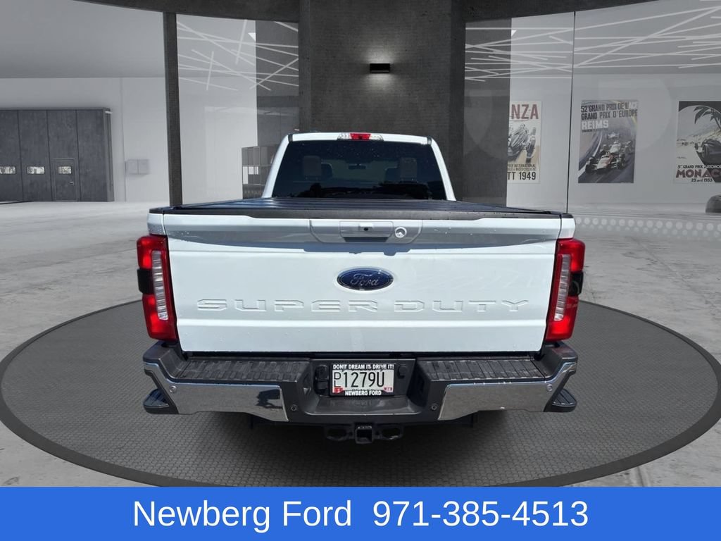 Used 2025 Ford F350 Lariat w/ FX4 Off-Road Package AWD/4WD image 4
