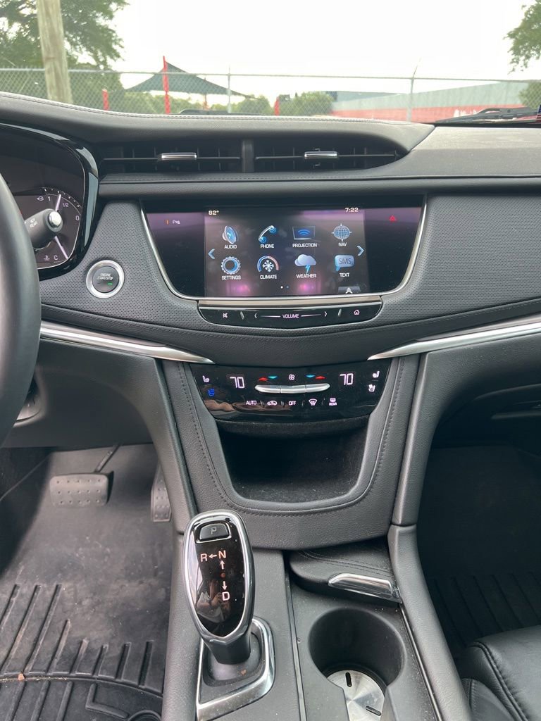 Used 2017 Cadillac XT5 Premium Luxury w/ Advanced Security Package FWD image 8