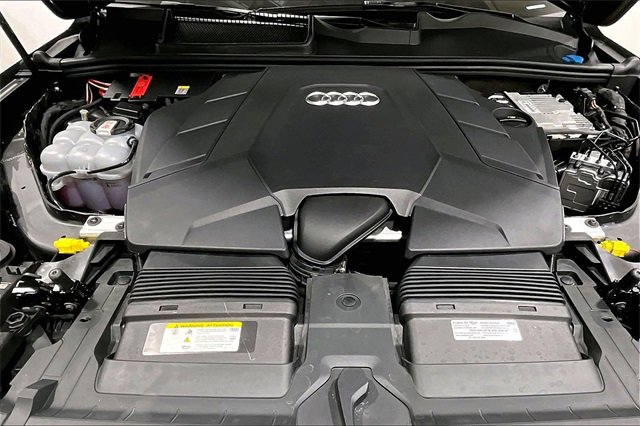 Used 2022 Audi Q7 3.0T Prestige image 9