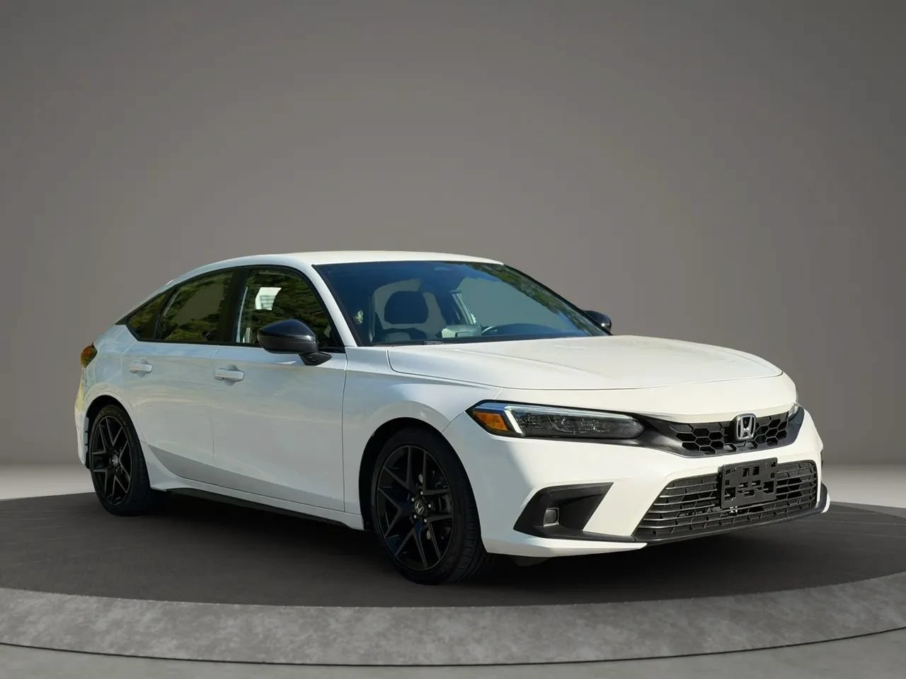 Used 2023 Honda Civic Sport image 3