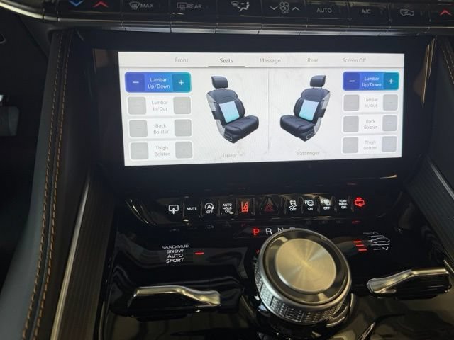 New 2026 Jeep Grand Wagoneer Summit AWD/4WD image 22