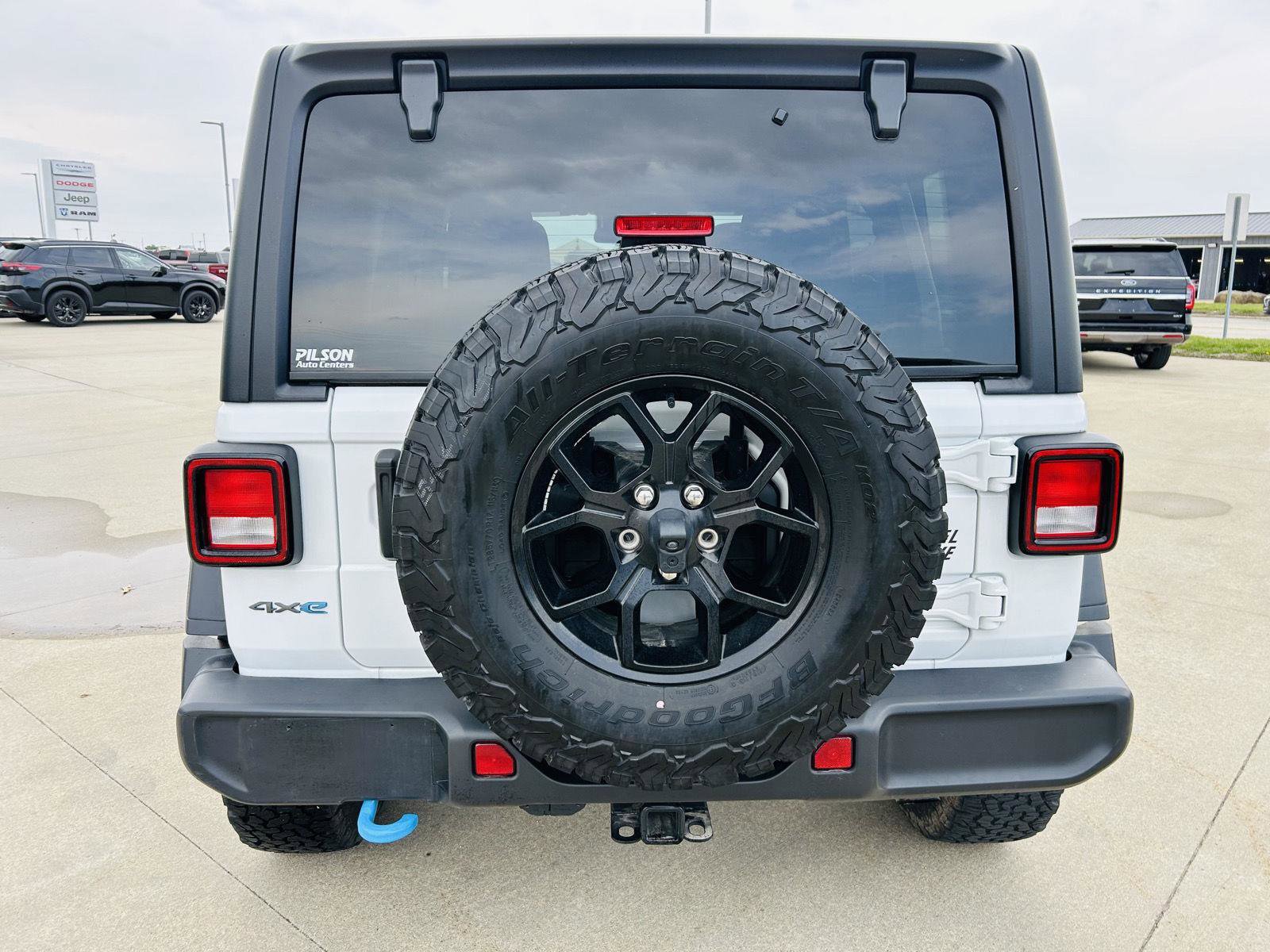 Used 2024 Jeep Wrangler Willys image 33