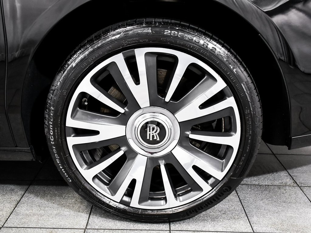 Used 2018 Rolls-Royce Ghost image 8