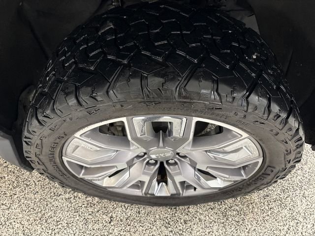 Used 2024 GMC Sierra 1500 Denali w/ Denali Reserve Package image 30