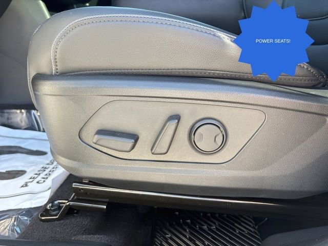 Used 2026 Hyundai Tucson Limited FWD image 13