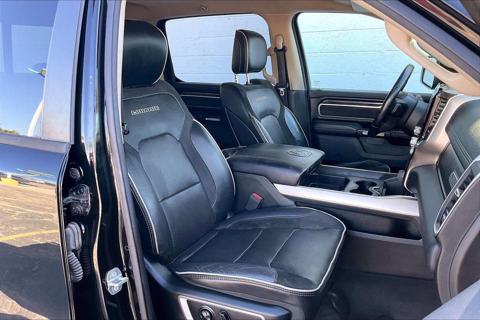Used 2020 RAM 1500 Laramie AWD/4WD image 6