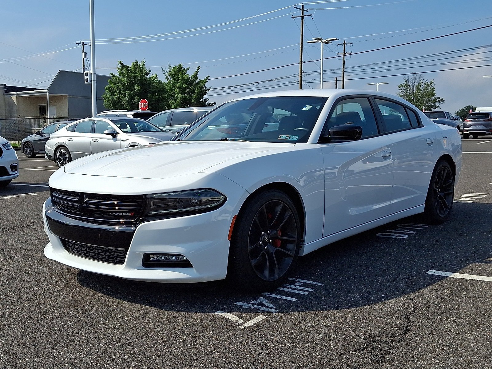 Used 2023 Dodge Charger SXT w/ Plus Group RWD image 3