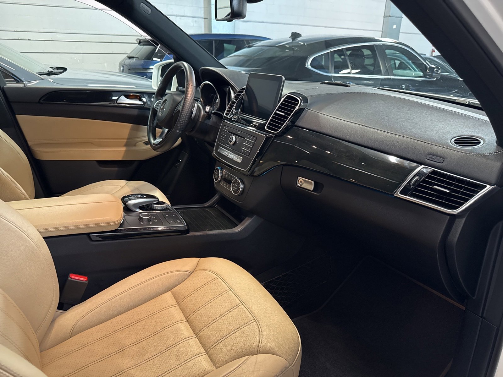 Used 2018 Mercedes-Benz GLS 450 4MATIC image 29