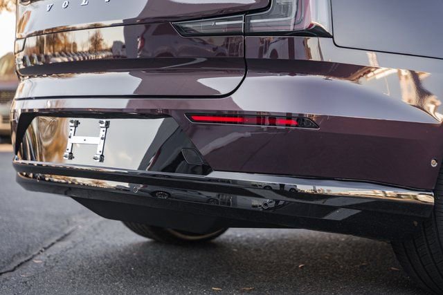 New 2025 Volvo EX90 Ultra w/ Protection Package Premier image 8