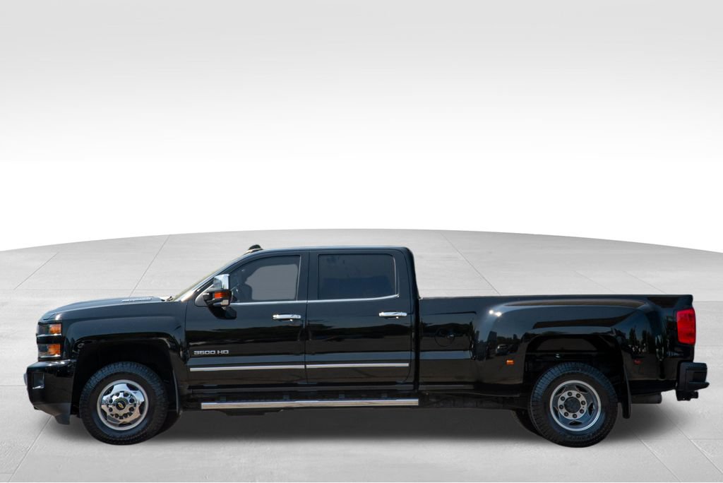 Used 2017 Chevrolet Silverado 3500 LTZ AWD/4WD image 6